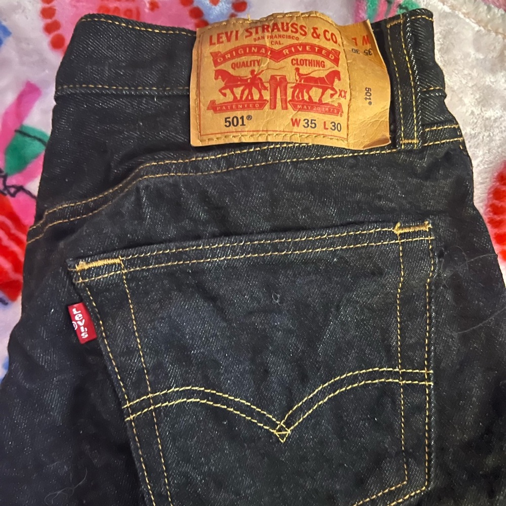 Levi's men's black straight jeans